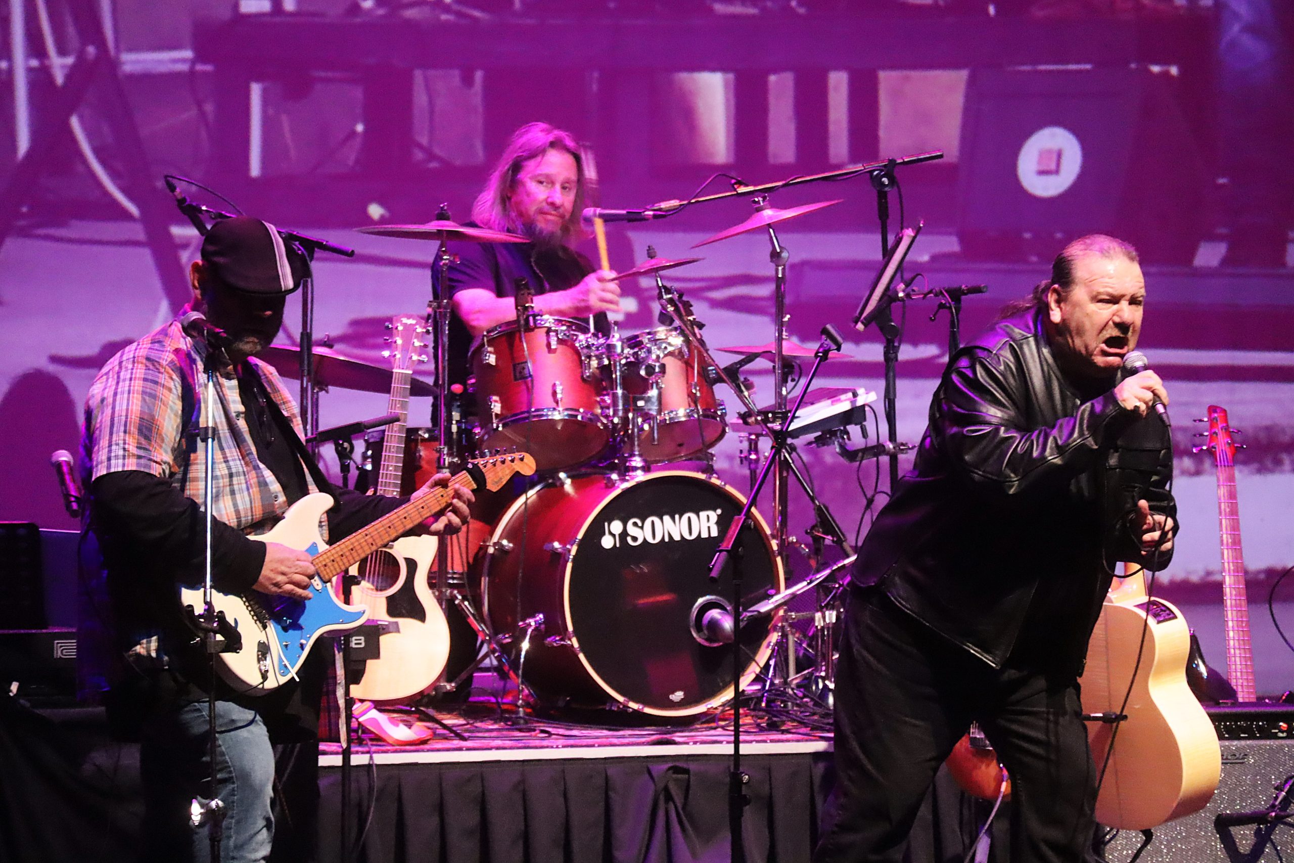 mike foisy paul pruneau and mike foisy north bay musicians capitol centre